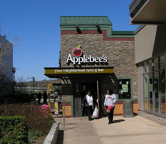 applebees-restaurant